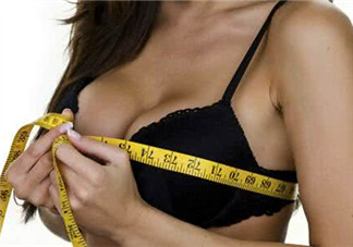 不用做豐胸手術(shù) 簡(jiǎn)單運(yùn)動(dòng)豐胸最靠譜