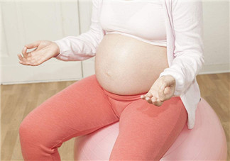 胎兒臍帶繞頸怎么辦？產前怎樣化解臍帶繞頸？