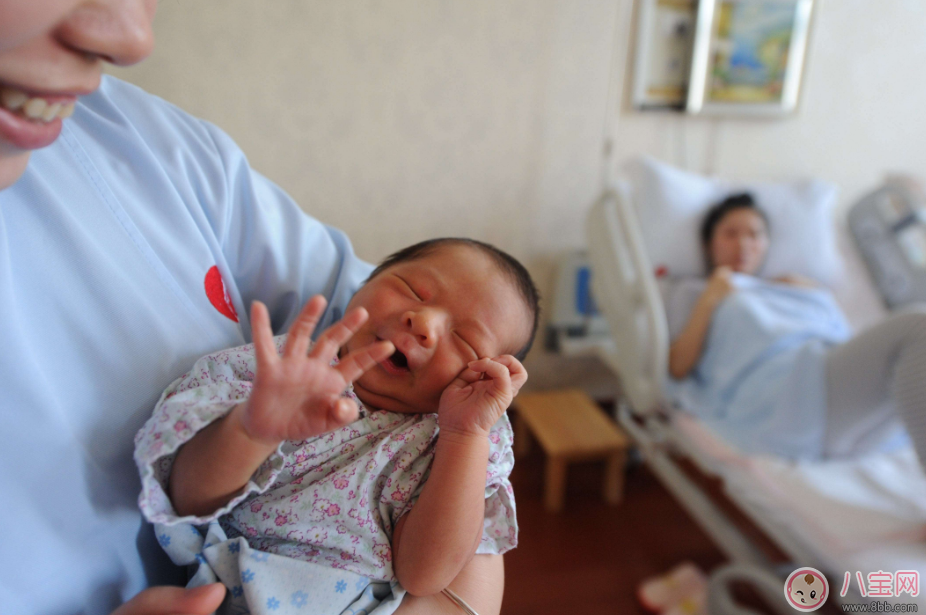 剖腹產(chǎn)幾天可以洗澡 夏天剖腹產(chǎn)怎么洗 剖腹產(chǎn)幾天可以洗澡 夏天剖腹產(chǎn)怎么洗