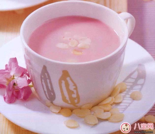 哺乳期喝杏仁奶好處多  美容養(yǎng)顏還補(bǔ)鈣