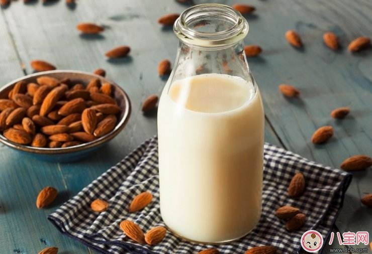 哺乳期喝杏仁奶好處多  美容養(yǎng)顏還補(bǔ)鈣
