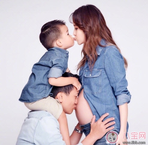 侯佩岑二胎得子侯佩岑二胎寶寶叫什么名字 侯佩岑二胎得子侯佩岑二胎寶寶叫什么名字