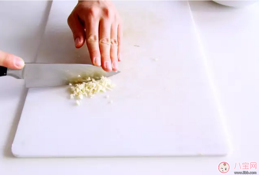 補充葉酸又能預防孕期便秘 干了這碗橙香胡蘿卜濃湯