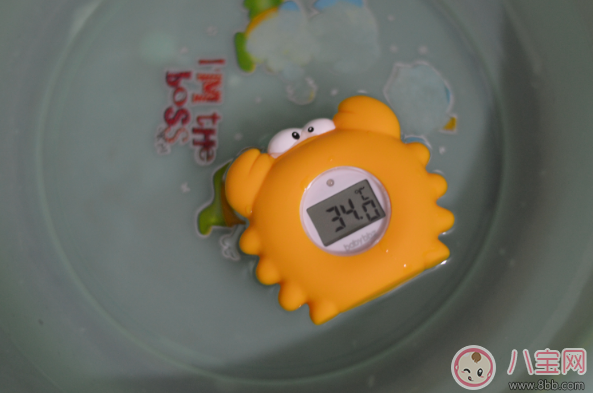 秋季寶寶水溫計(jì)哪款好 棒棒豬小水溫計(jì)測(cè)評(píng) 秋季寶寶水溫計(jì)哪款好 棒棒豬小水溫計(jì)測(cè)評(píng)