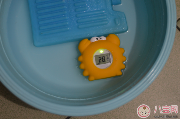 秋季寶寶水溫計(jì)哪款好 棒棒豬小水溫計(jì)測(cè)評(píng) 秋季寶寶水溫計(jì)哪款好 棒棒豬小水溫計(jì)測(cè)評(píng)