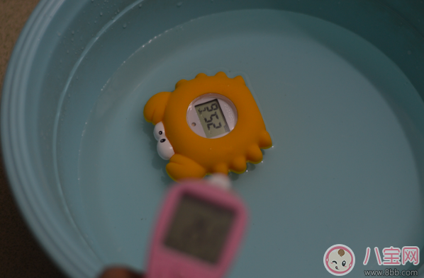 秋季寶寶水溫計(jì)哪款好 棒棒豬小水溫計(jì)測(cè)評(píng) 秋季寶寶水溫計(jì)哪款好 棒棒豬小水溫計(jì)測(cè)評(píng)