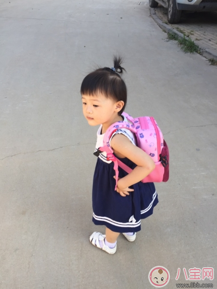 上學小書包用哪款好 uek幼兒園寶寶書包測評