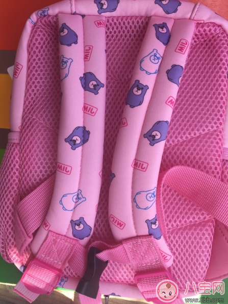 上學小書包用哪款好 uek幼兒園寶寶書包測評