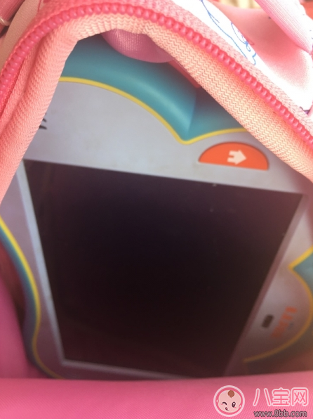 上學小書包用哪款好 uek幼兒園寶寶書包測評