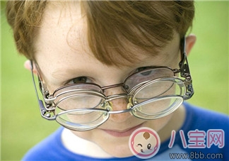 如何保護寶寶視力 吃這三道菜就夠了