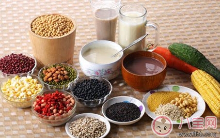 黃圣依生二胎后首現身 二胎產后如何減肥