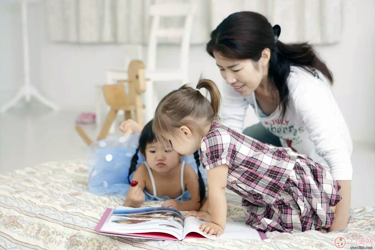 三歲孩子出現煩人行為怎么辦?如何與孩子和平共處 三歲孩子出現煩人行為怎么辦?如何與孩子和平共處