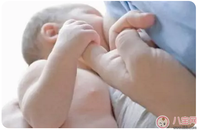 母乳喂養很艱難 別不小心走到坑里面去了 母乳喂養很艱難 別不小心走到坑里面去了