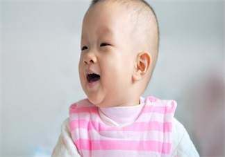 寶寶撞頭行為內有含義 孩子這么喜歡撞頭其實是因為他