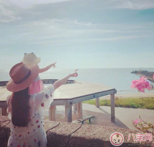 小周周為什么是金發 小周周金發背影殺造型曝光