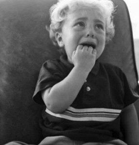 危險!電影院座椅會“吃”小孩 家長應抱著孩子觀影 危險!電影院座椅會“吃”小孩 家長應抱著孩子觀影