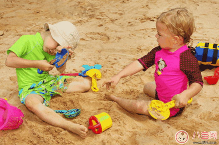 孩子沒有主見怎么辦 培養依賴寶寶有主見的方法 孩子沒有主見怎么辦 培養依賴寶寶有主見的方法