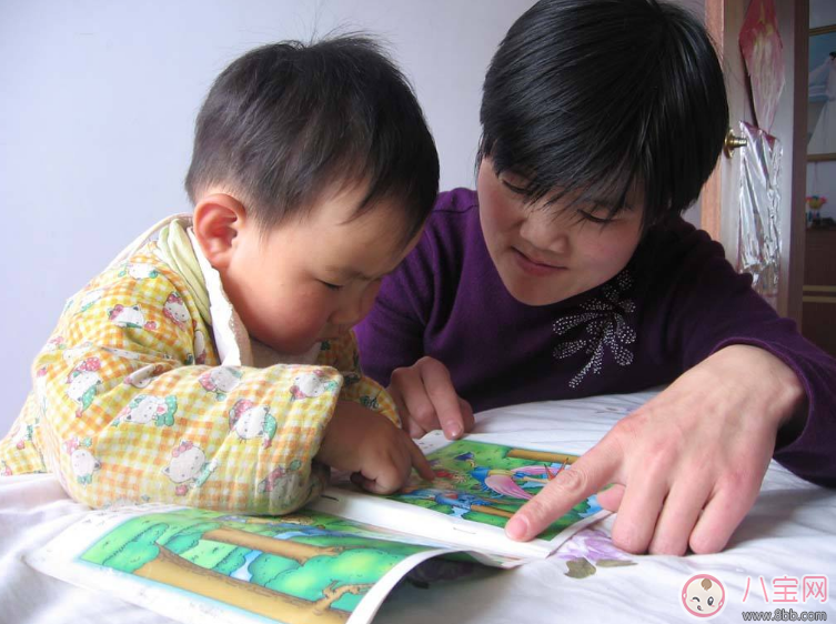 寶寶纏著自己講故事怎么辦 怎么給孩子編故事