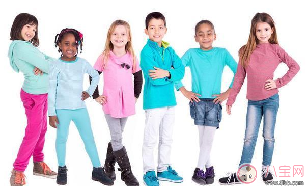 男女孩怎么養比較好 真的要遵從男孩窮養女孩富養嗎