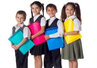 男女孩怎么養比較好 真的要遵從男孩窮養女孩富養嗎