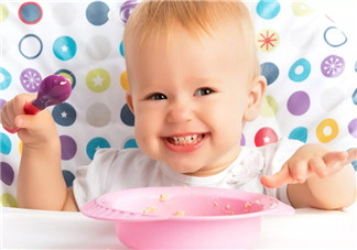 孩子即使不吃飯 也不要用食物勉強ta！