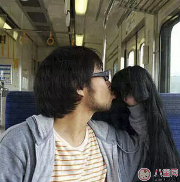 2017七夕朋友圈發什么好 單身狗如何在朋友圈秀恩愛 2017七夕朋友圈發什么好 單身狗如何在朋友圈秀恩愛