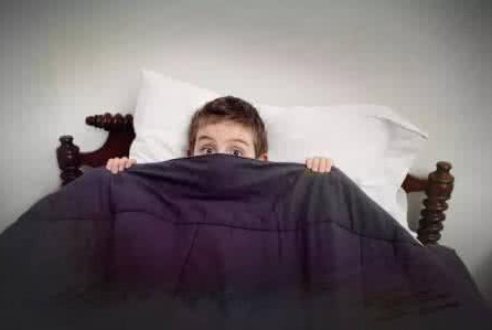 孩子怕黑怕怪物 不讓關(guān)燈睡覺......怎么辦？