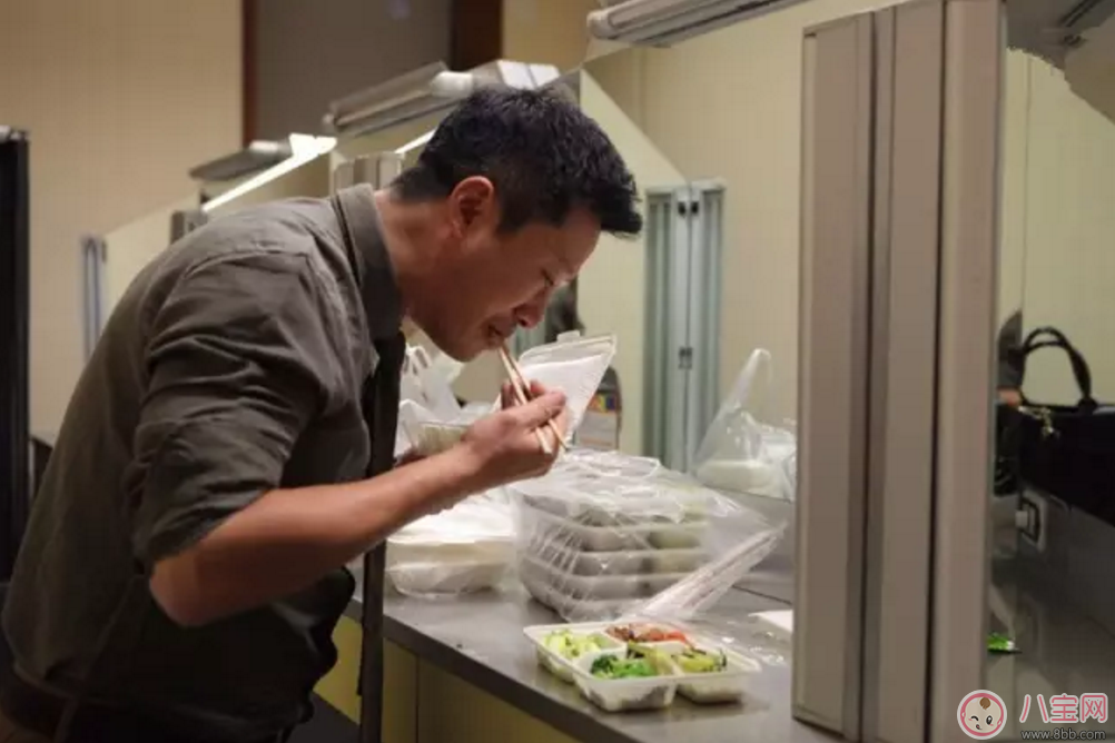 吳京拿命拍出的《戰狼2》 只因謝楠一句我養你