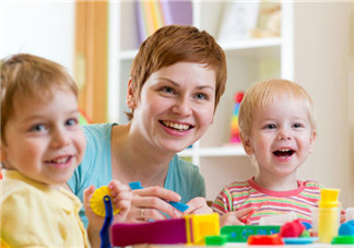 理想的幼兒園是怎樣的 如何給孩子選理想的幼兒園老師