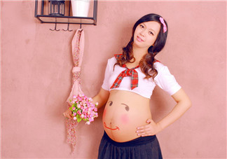 陳坤一天三張面膜 做水嫩孕媽應該敷什么面膜