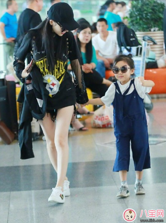 甜馨穿衣越來越美 如何給寶寶選購衣服 甜馨穿衣越來越美 如何給寶寶選購衣服