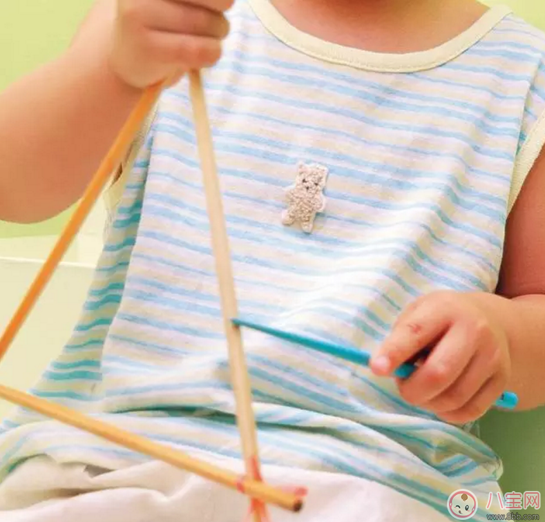 親子游戲趣味多 互動性筷子游戲