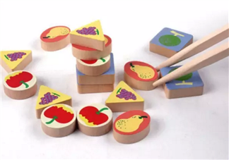 親子游戲趣味多 互動性筷子游戲