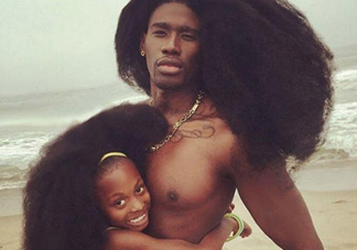 親子故事 黑人父女同款飄逸發(fā)型走紅