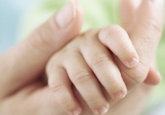 新生兒適合互動的游戲 0-1歲寶寶親子游戲一覽