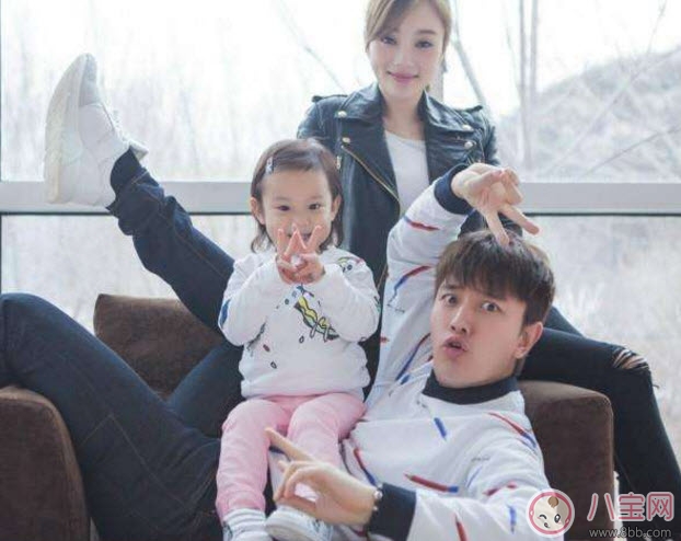 明星胎教怎么做 明星都怎樣給進(jìn)行孩子胎教 明星胎教怎么做 明星都怎樣給進(jìn)行孩子胎教