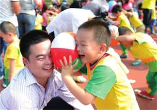 這個(gè)夏天和寶寶一起做運(yùn)動(dòng) 親子運(yùn)動(dòng)計(jì)劃書(shū)