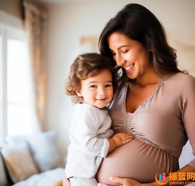 懷二胎時，身體會出現(xiàn)哪些不同于第一次懷孕的變化？